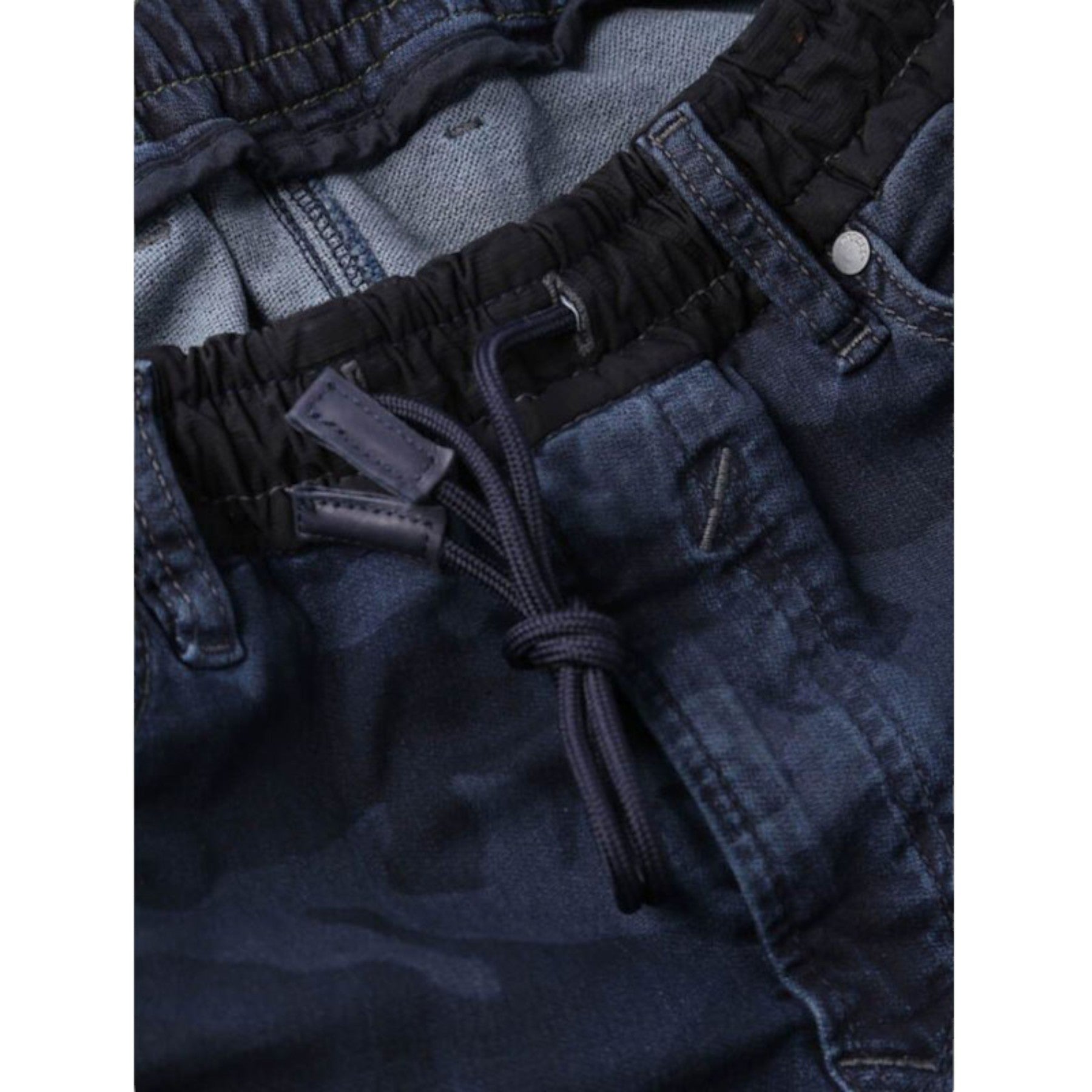 DIESEL WAYKEE NE 0673S Mens Denim Sweat Jogg Jeans Slim Fit Skinny Trouser Italy