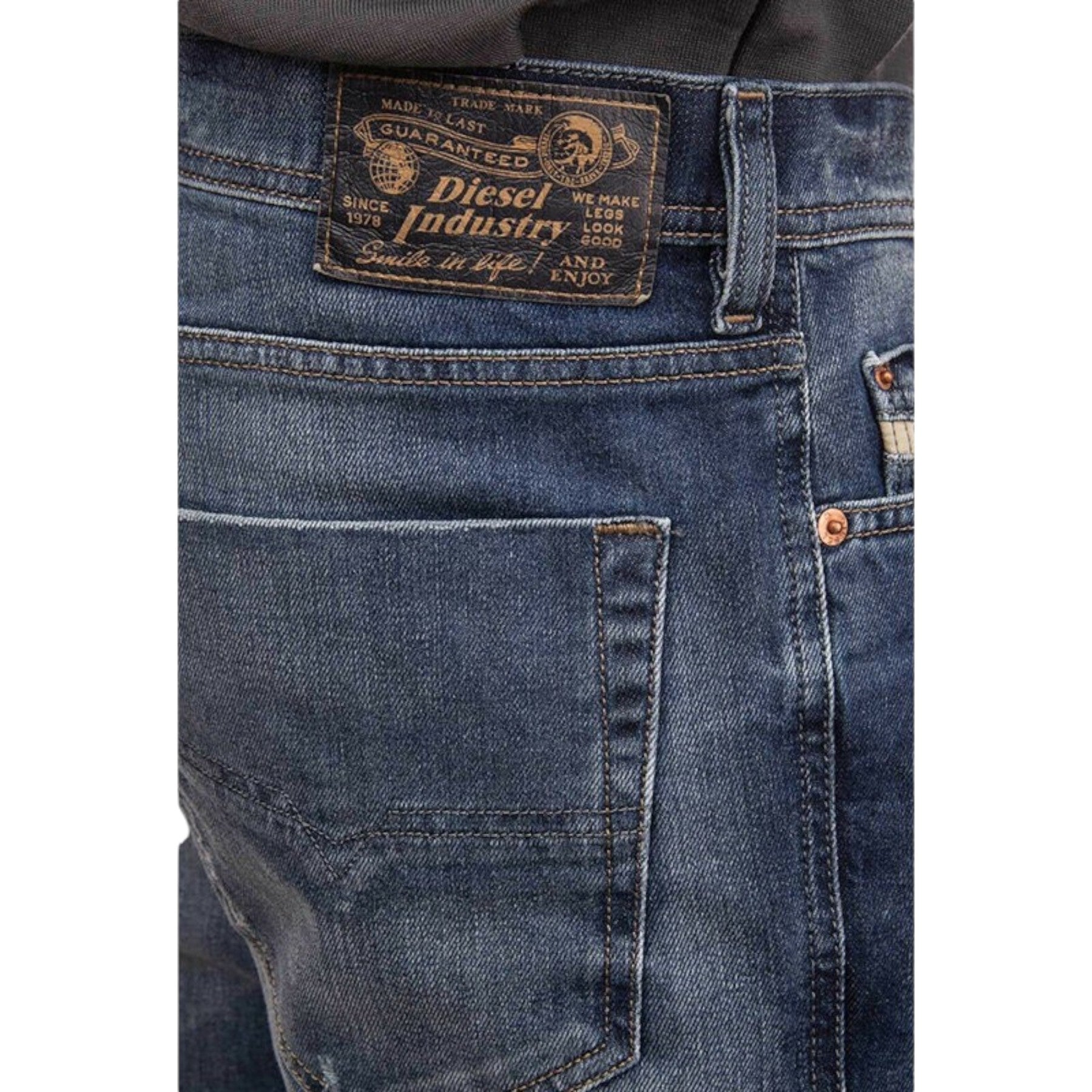 DIESEL TEPPHAR R248D Mens Denim Jeans Slim Fit Stretch Carrot Distressed Pants