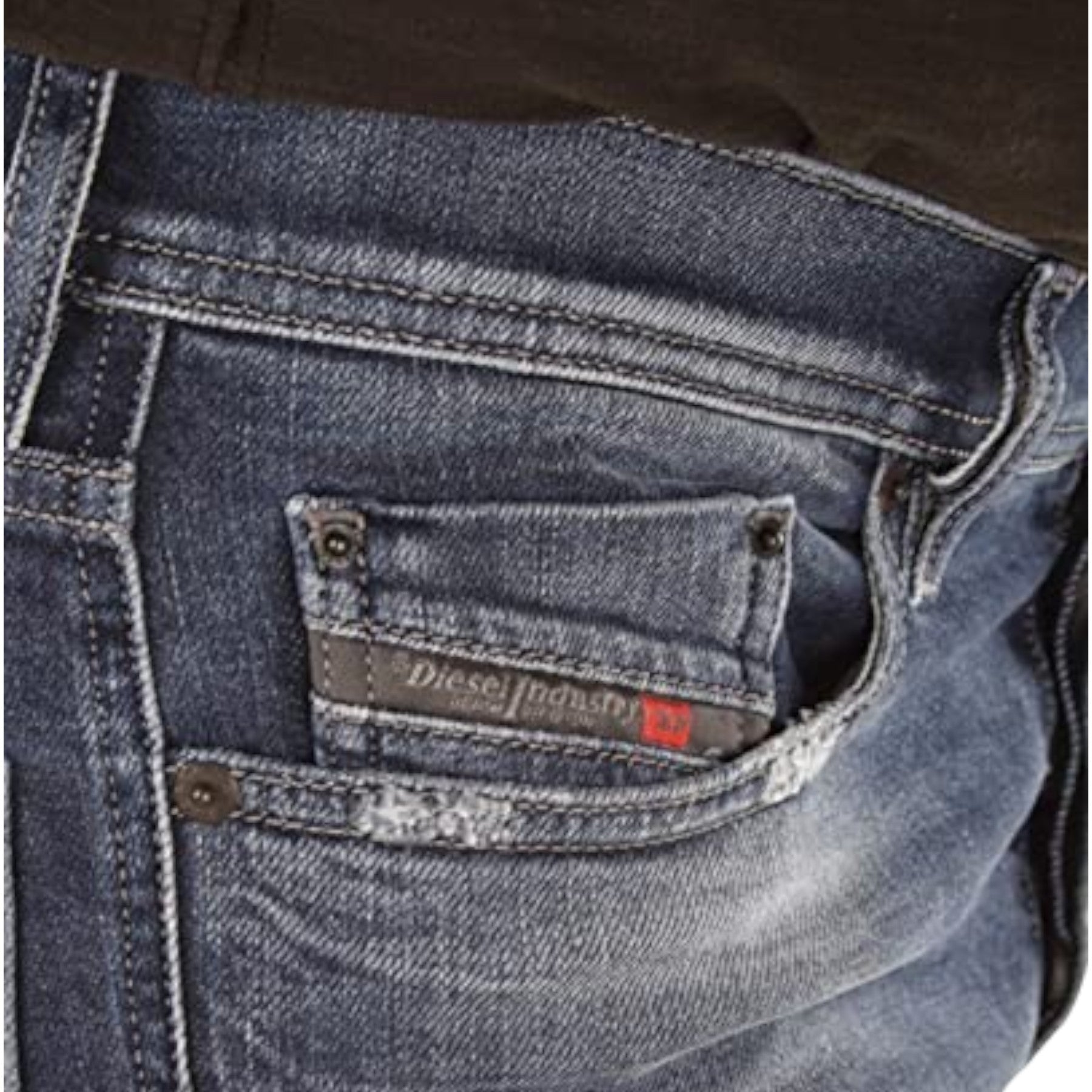 DIESEL TEPPHAR R39M0 Mens Denim Jeans Regular Fit Straight Leg Casual Blue Pants