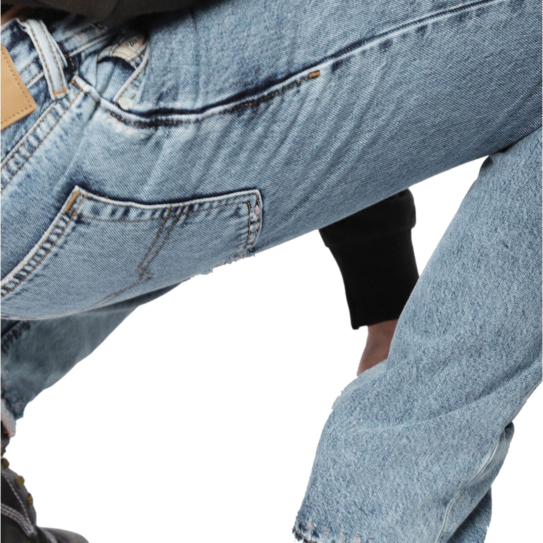 DIESEL BUSTER 084WL Mens Denim Jeans Regular Slim Tapered Leg Cotton Casual Pant