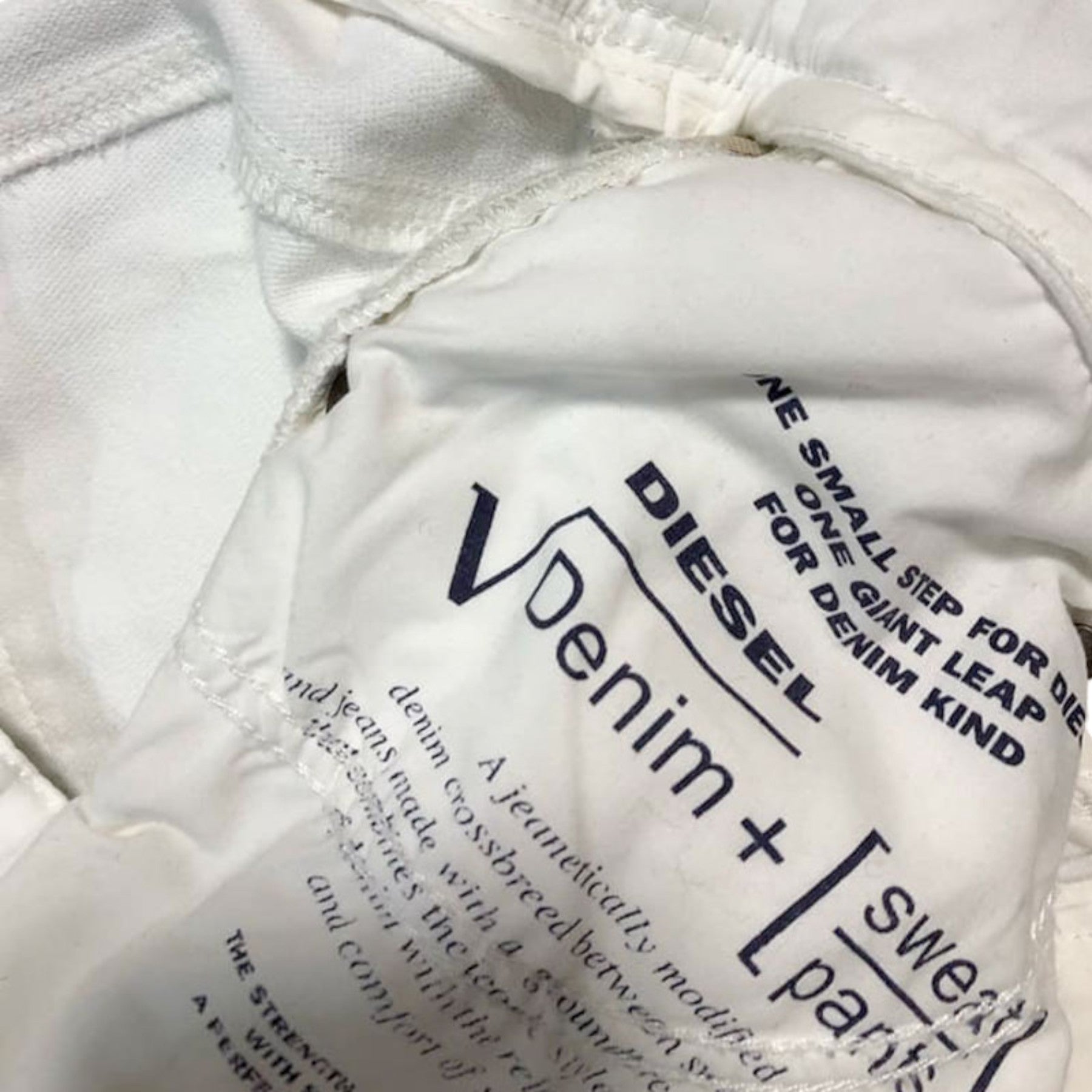 DIESEL NARROT NE 0663V Mens Denim Jeans Slim Fit Stretch Sweat Jogg Jeans White