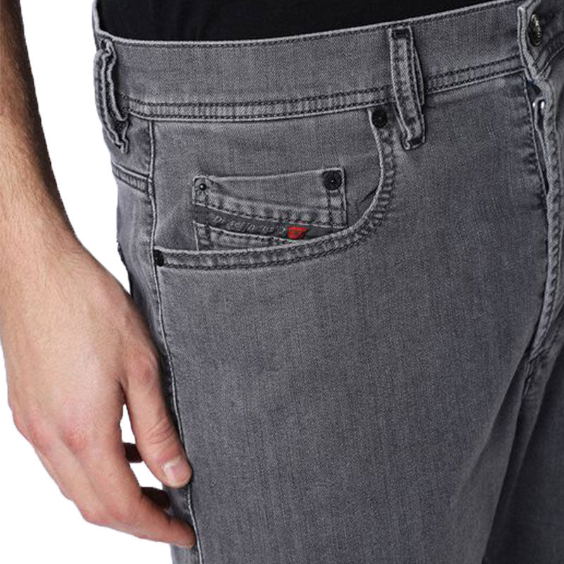 DIESEL RHIAL 0681D Mens Denim Jeans Slim Fit Carrot Leg Stretch Casual Pants W30