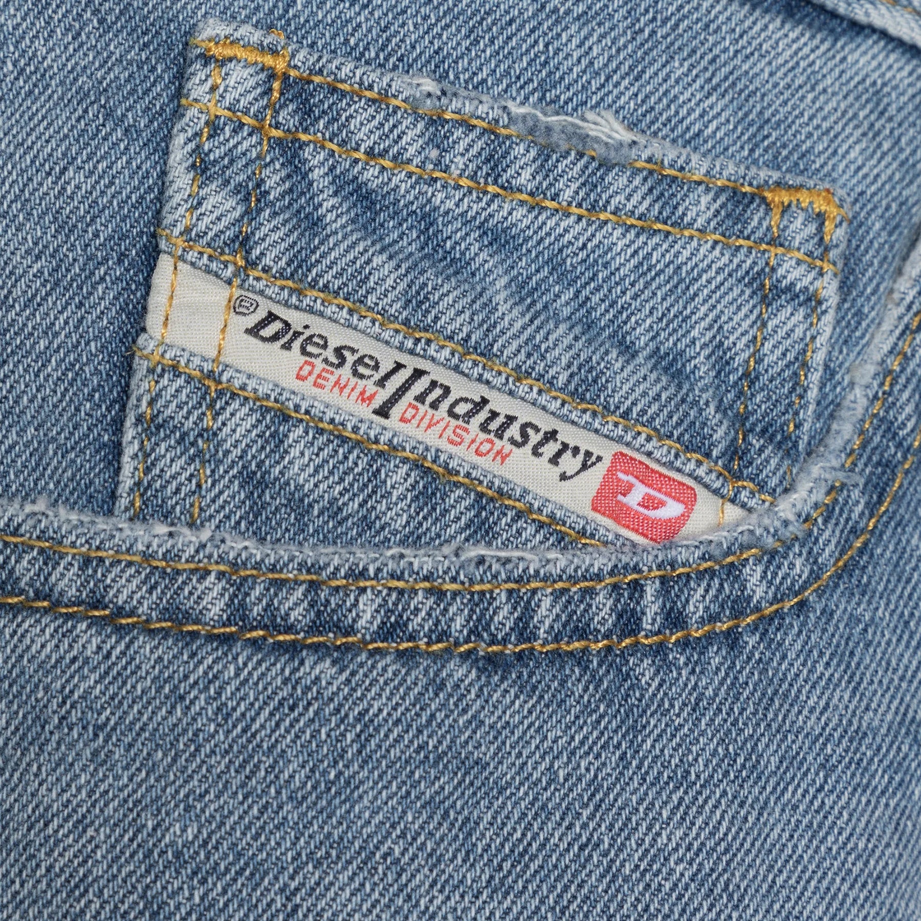 DIESEL D-GER Womens Denim Shorts Relaxed Fit High Rise Flared Casual Shorts Blue