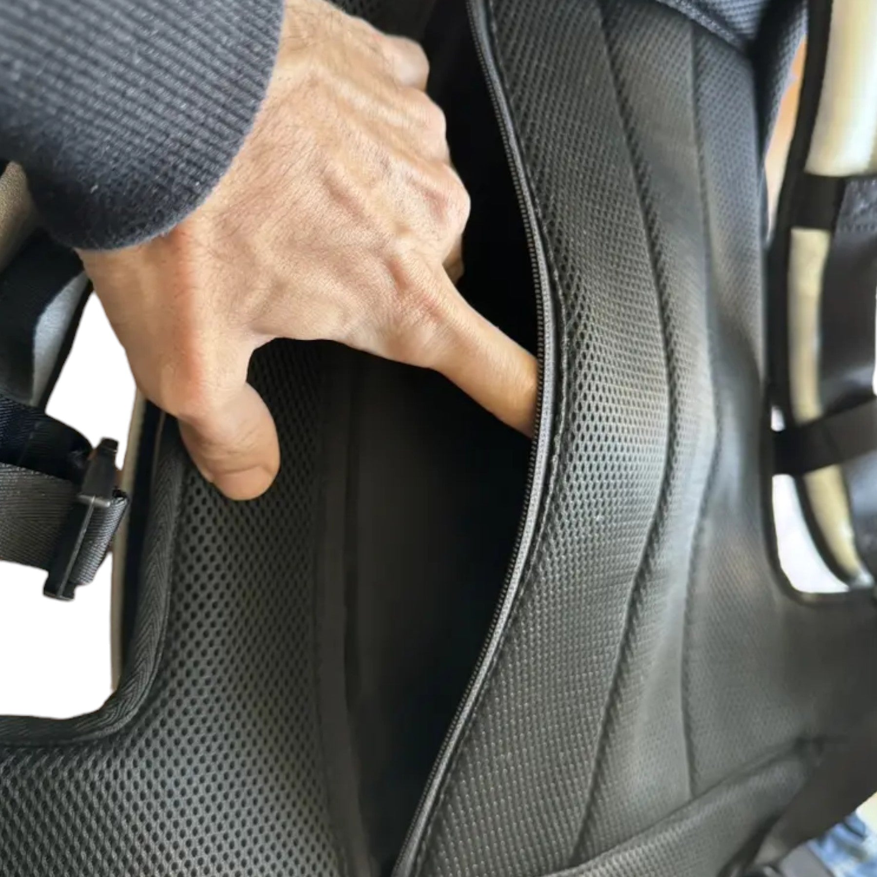 DIESEL 1DR-POD Mens Hardshell Backpack Travel Hiking Varsity Laptop Shoulder Bag