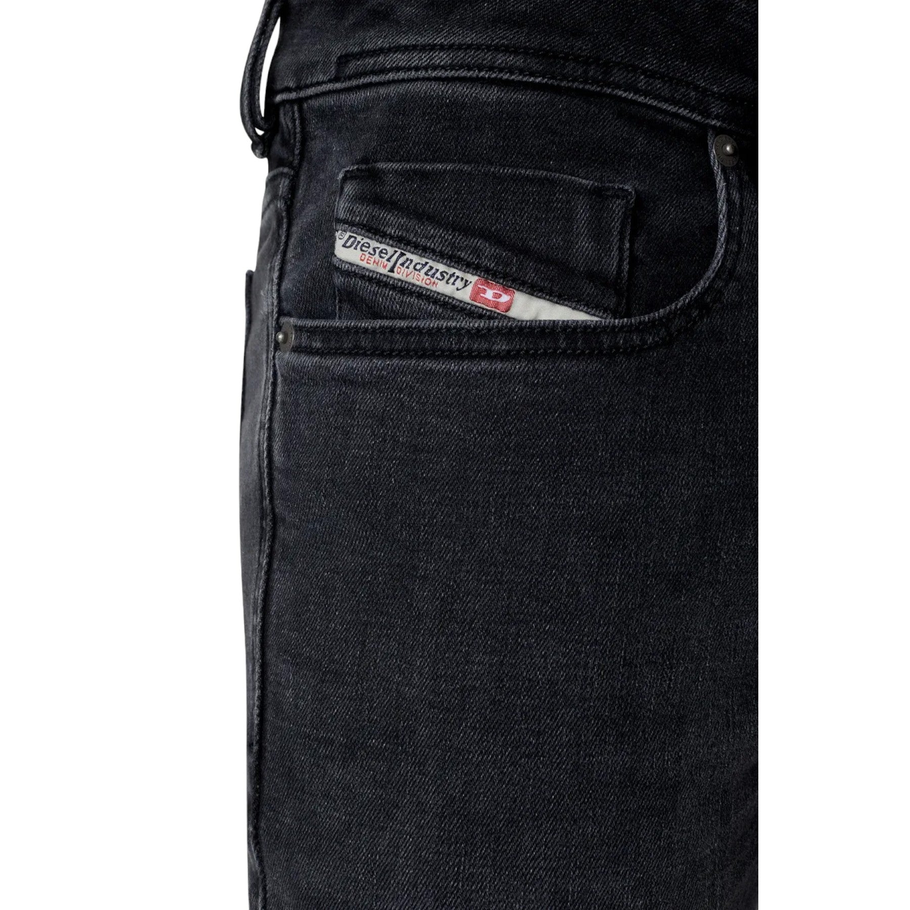 DIESEL 1979 SLEENKER Mens Denim Jeans Slim Fit Stretch Cotton Skinny Leg Pants