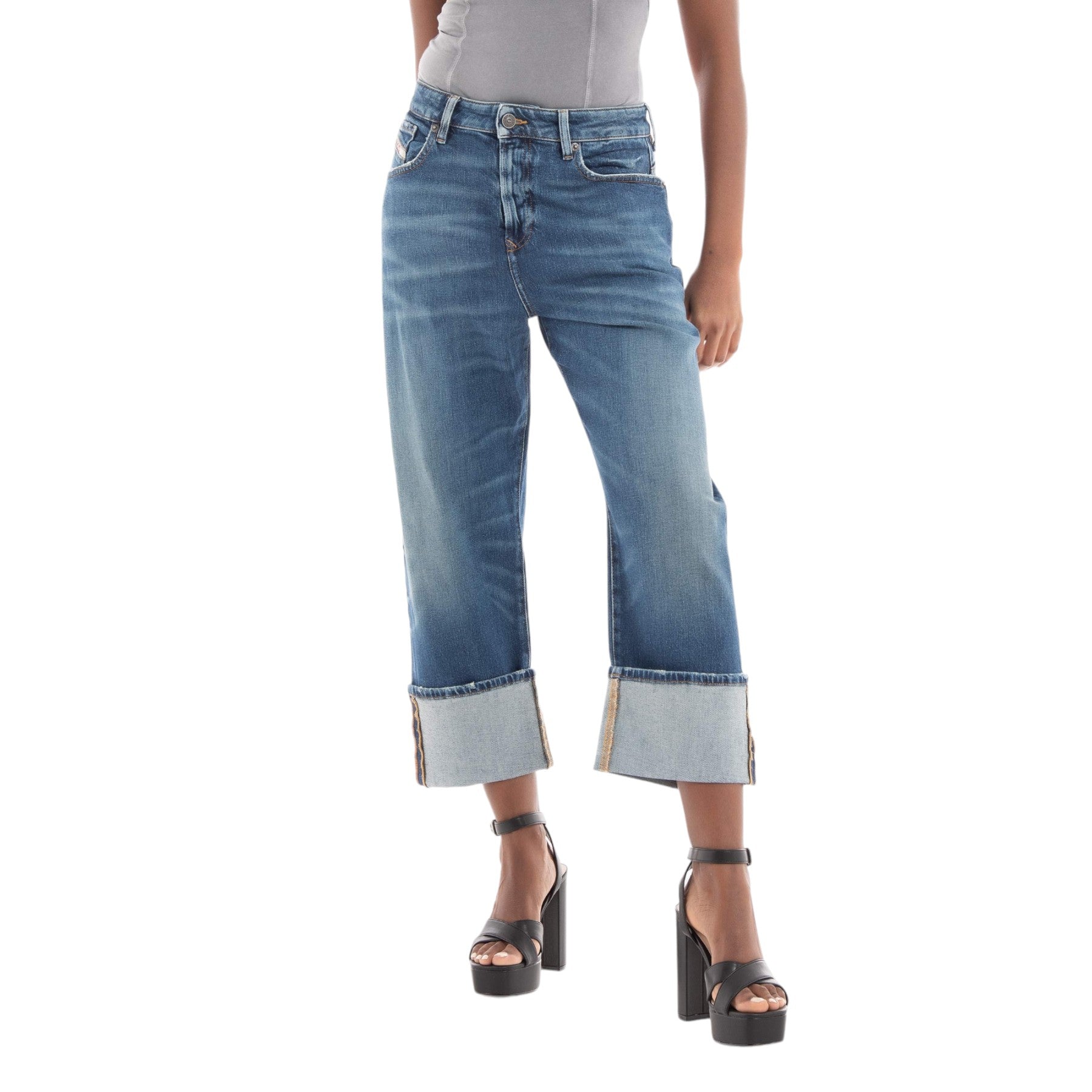 DIESEL 1999 007L1 Womens Denim Jeans Loose Fit Mid Waist Straight Leg Blue Pants