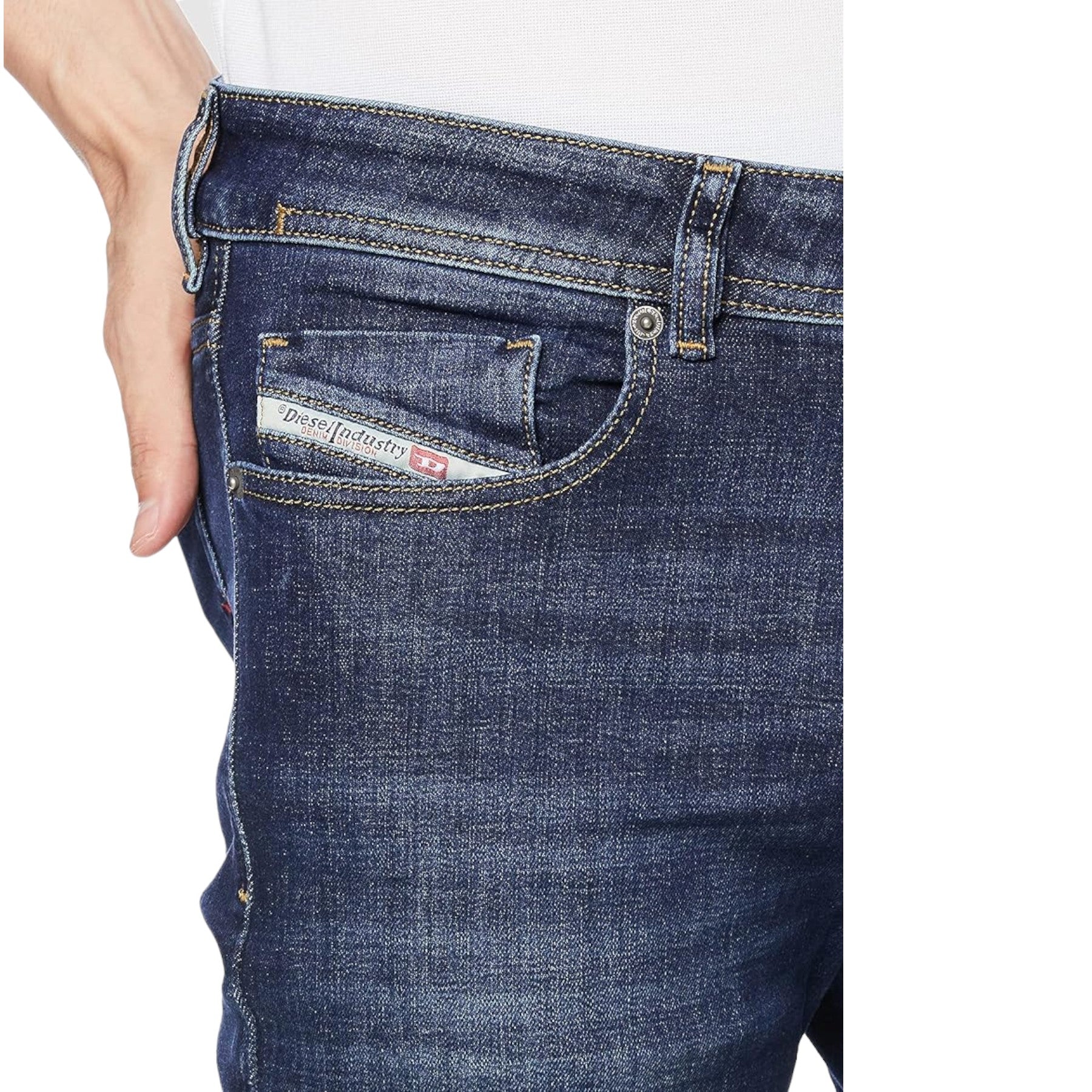 DIESEL 1979 SLEENKER 09D43 Mens Denim Jeans Skinny Fit Stretch Cotton Skinny Leg