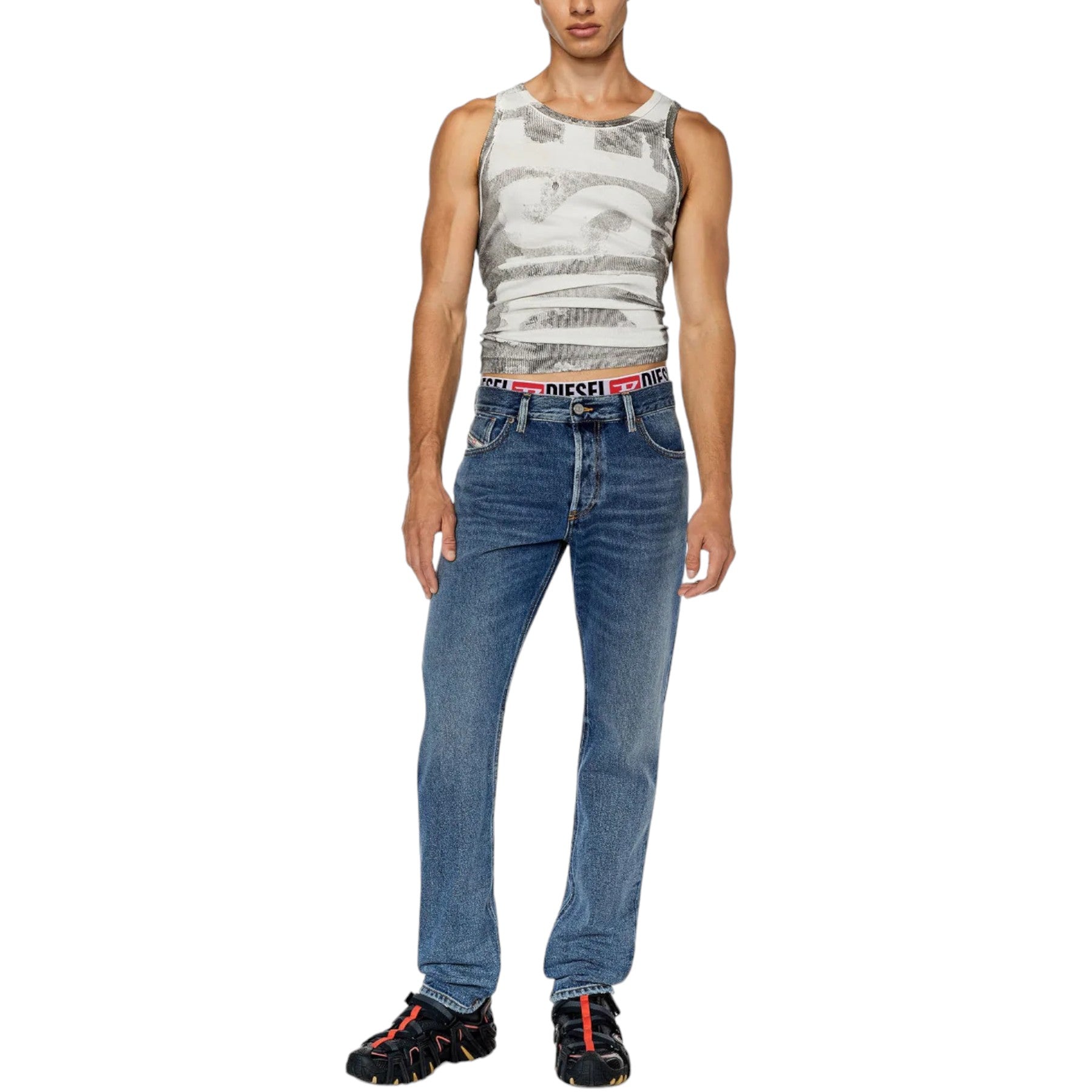 DIESEL 1995 Mens Denim Jeans Straight Leg Mid Waist Slim Fit Faded Trouser Pants