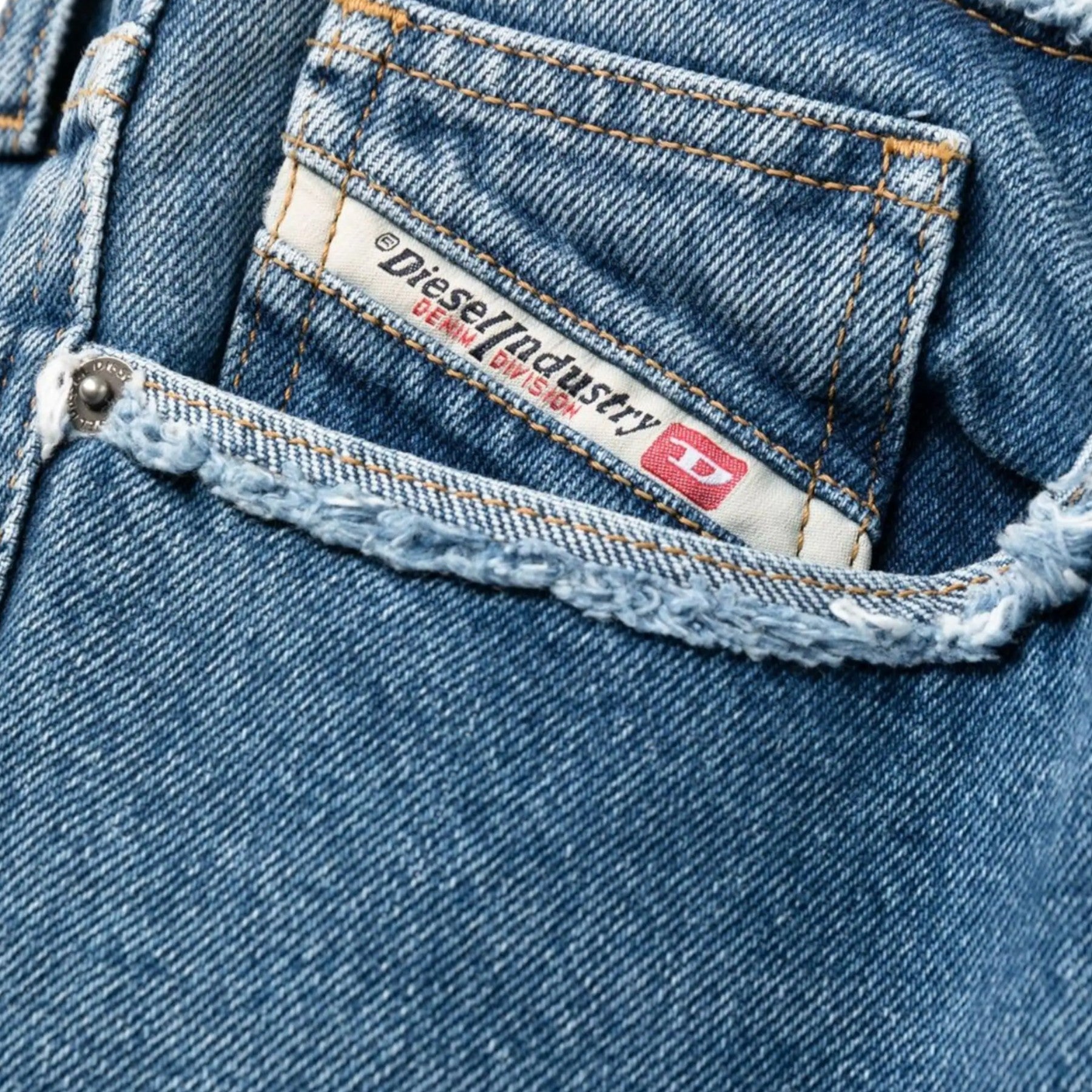 DIESEL D-ARK 007F3 Womens Denim Jeans Relaxed Fit Mid Waist Straight Leg Pants