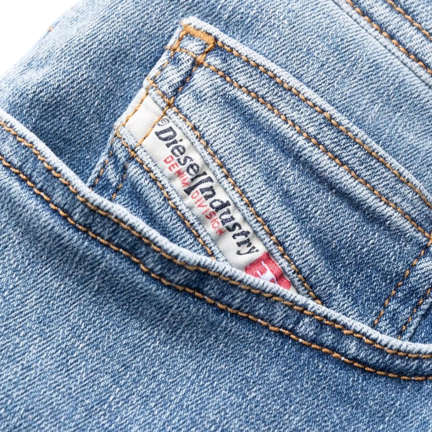 DIESEL 1983 09C01 Mens Denim Jeans Regular Fit Casual Tapered Pants W38