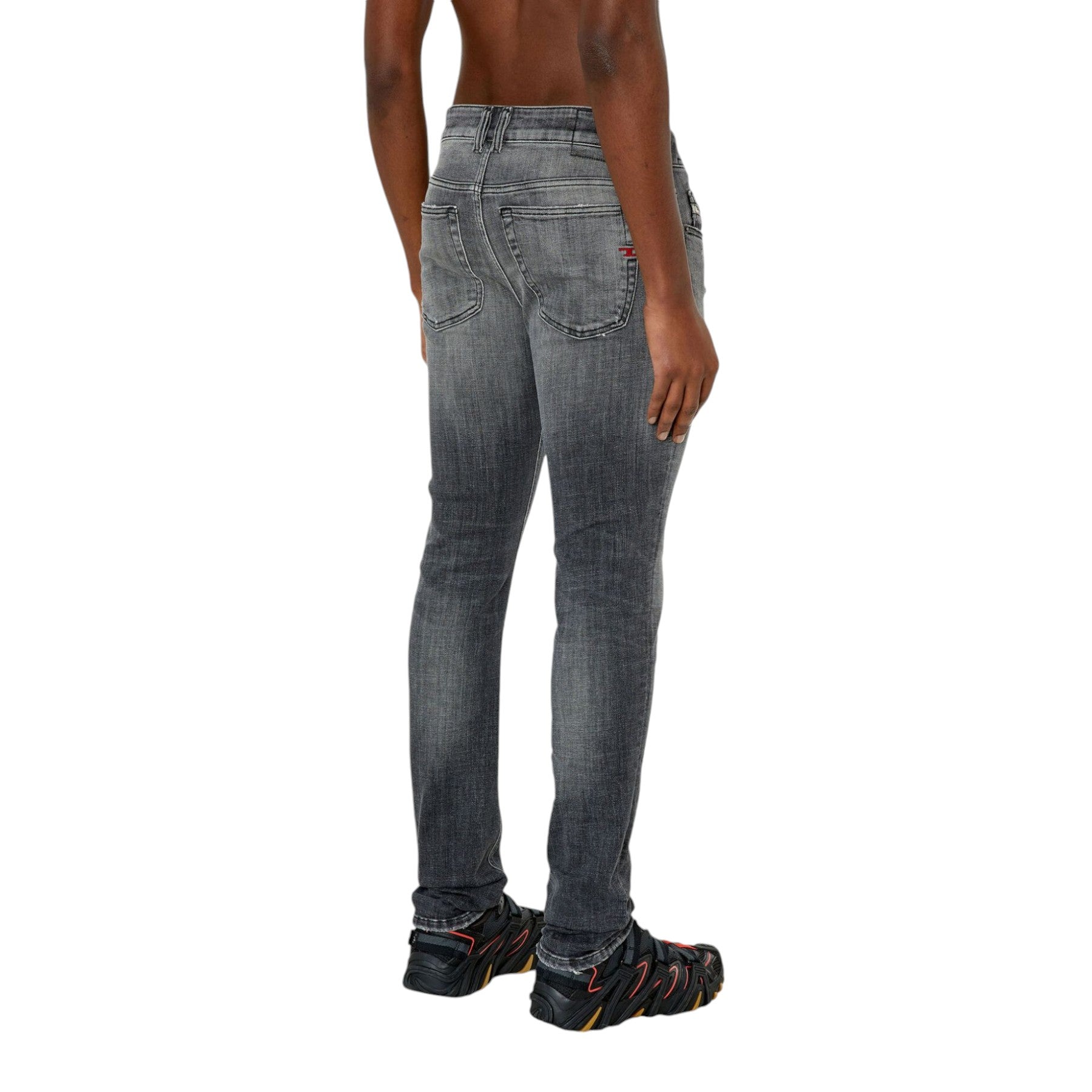 Diesel 1979 Sleenker 09F13 Mens Denim Jeans Stretch Tapered Leg Casual Pants W30