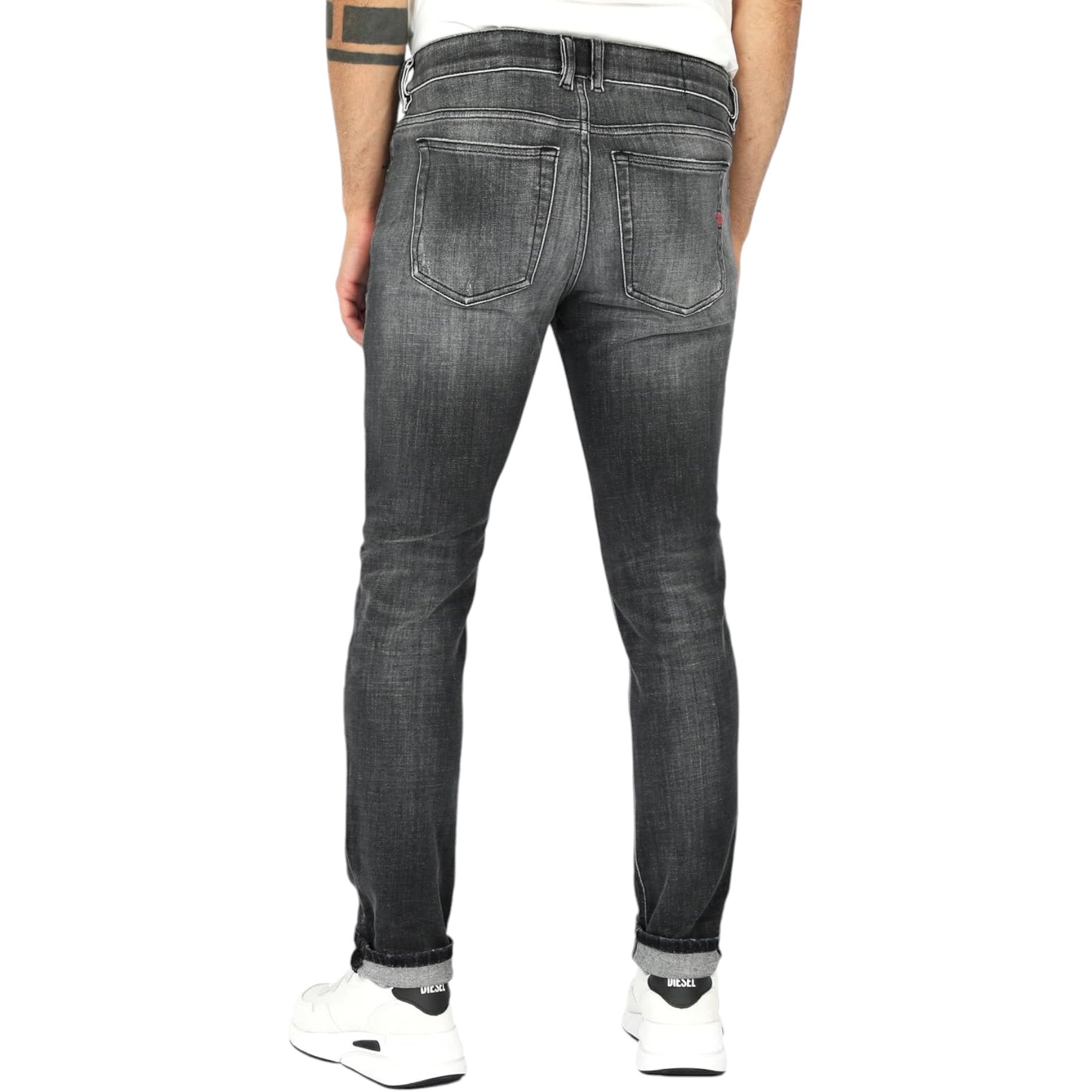 Diesel 1979 Sleenker 09F13 Mens Denim Jeans Stretch Tapered Leg Casual Pants W30