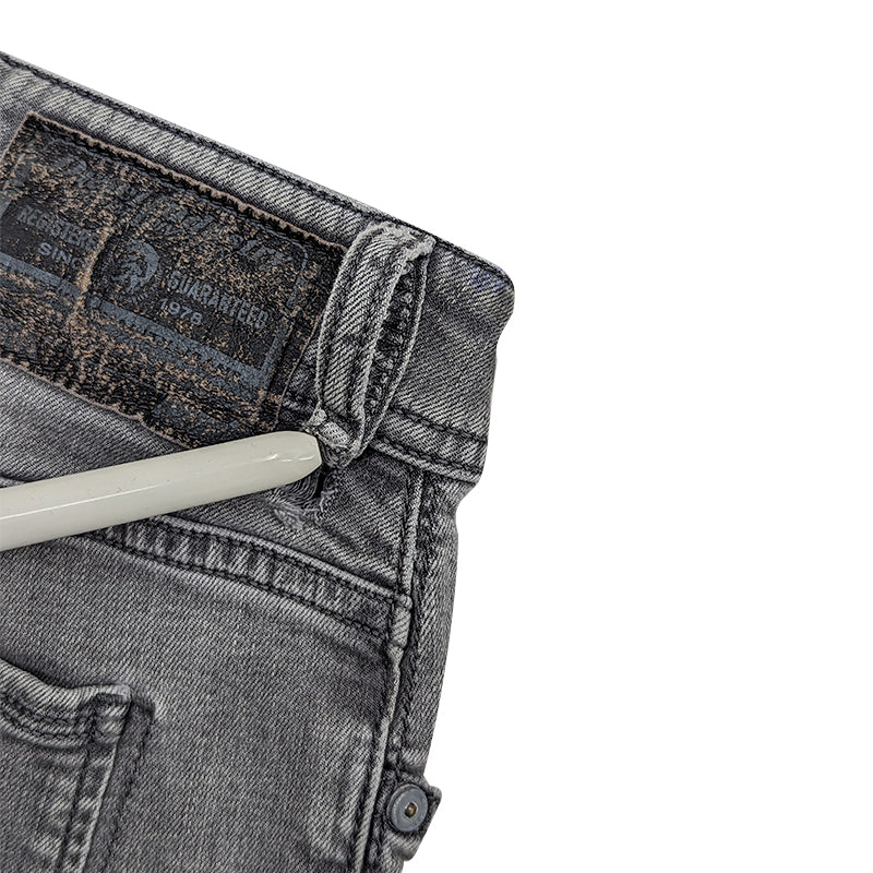 DIESEL SLEENKER 0678Z Mens Denim Jeans Slim Fit Cotton Stretch Grey Pant W34 New