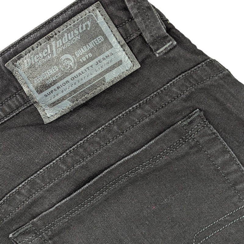 DIESEL THAVAR 0679F Mens Denim Jeans Tapered Leg Slim Fit Cotton Pants Black W34